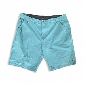 Oakley teal shorts men’s size 40